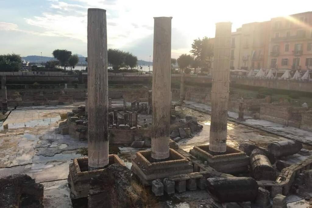 Domus Flavia Pozzuoli