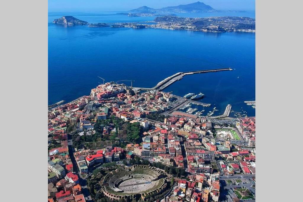 Holiday home Domus Flavia Pozzuoli